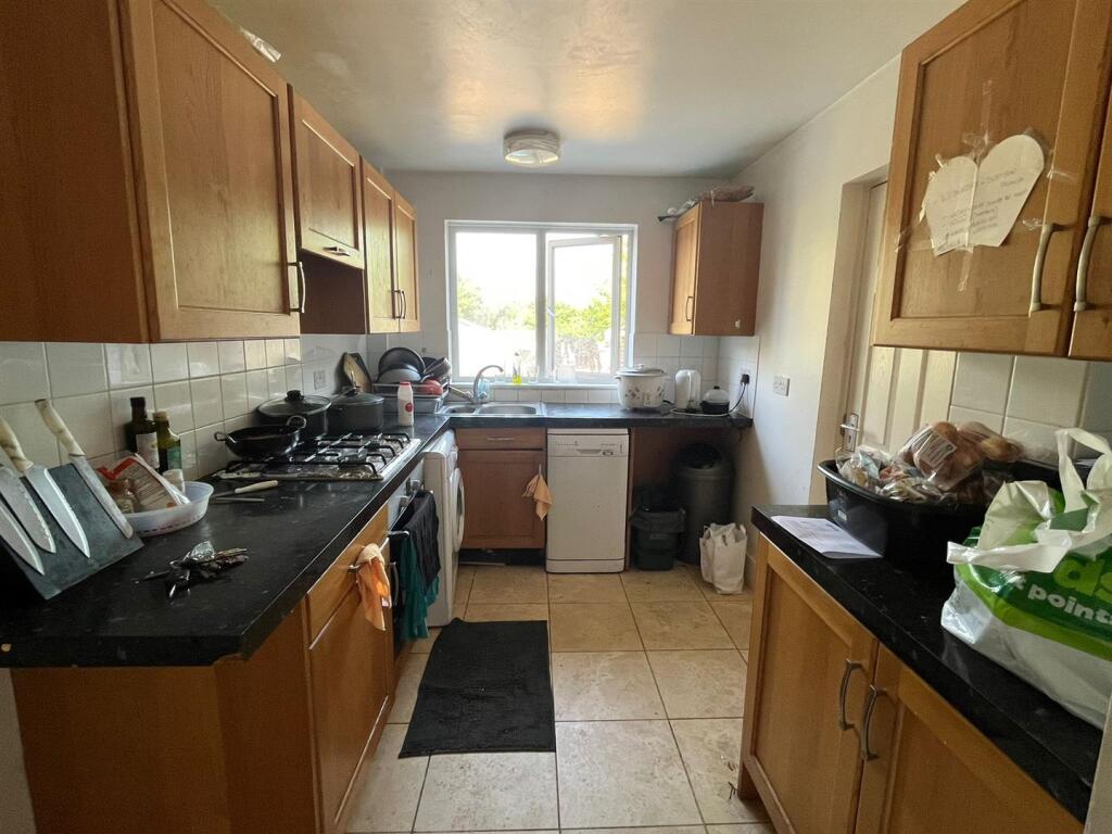 Additional image 7 of Veritys, Hatfield