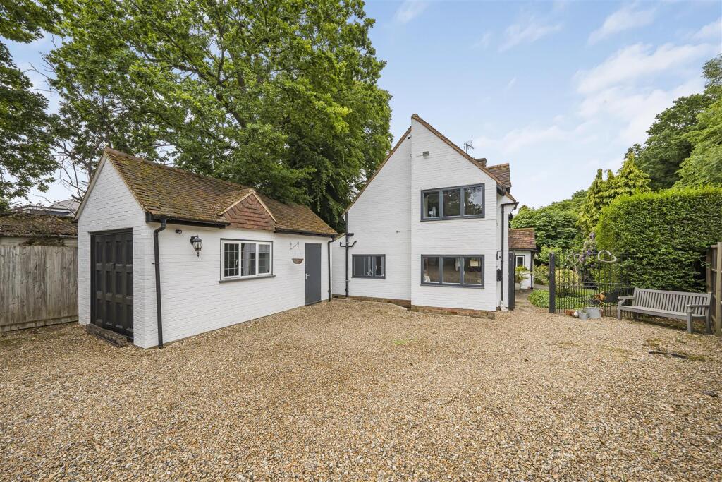 Additional image 19 of Mount Pleasant Lane, Bricket Wood, St. Albans