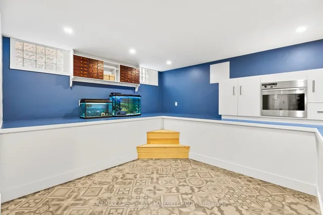 Additional image 43 of 48 Fourth St