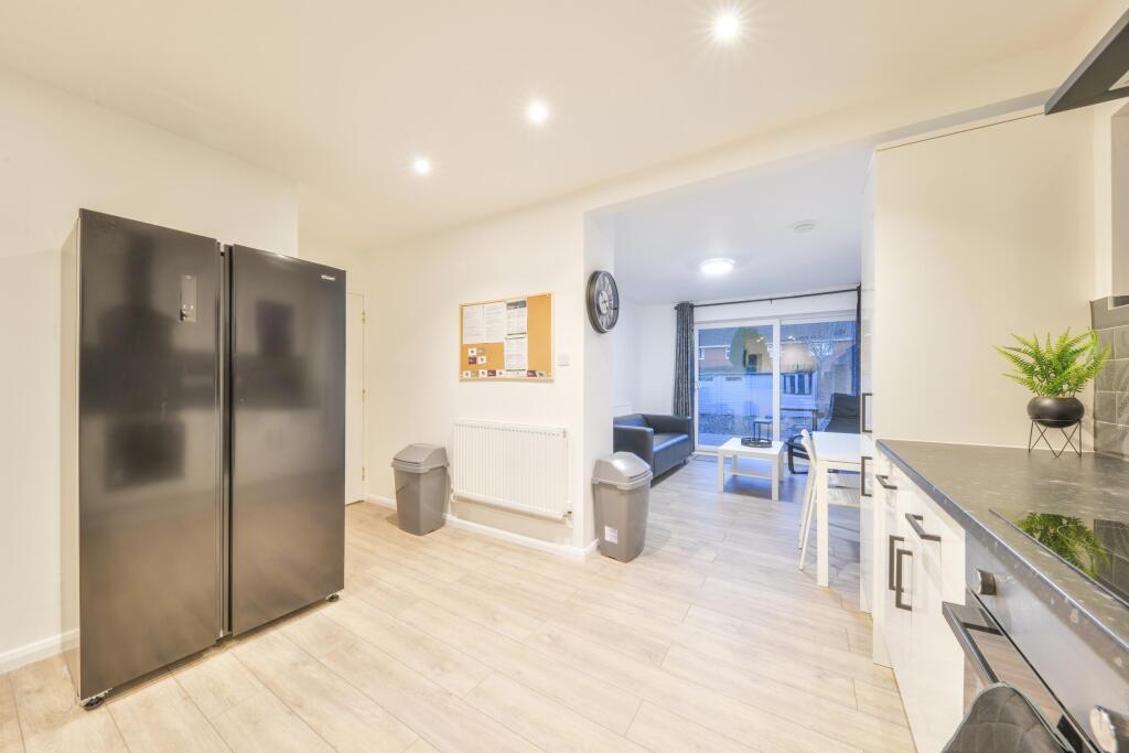 Additional image 12 of Pond Croft, Hatfield