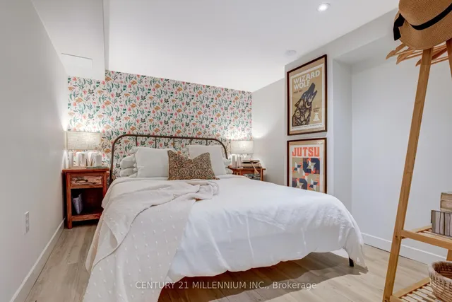 Additional image 31 of 634 Woodbine Ave