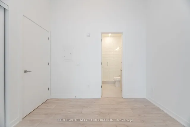 Additional image 26 of 760 Whitlock Ave Unit 102