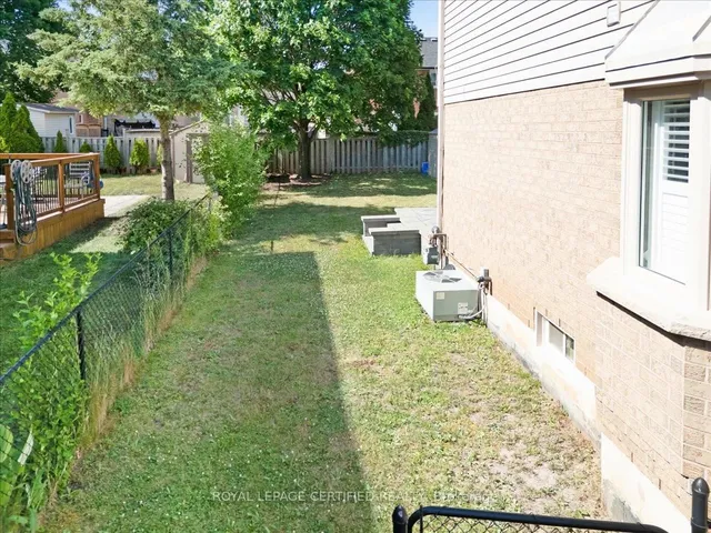 Additional image 27 of 121 Genesee Dr