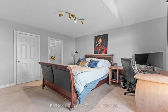 Additional image 36 of 69 Sled Dog Rd