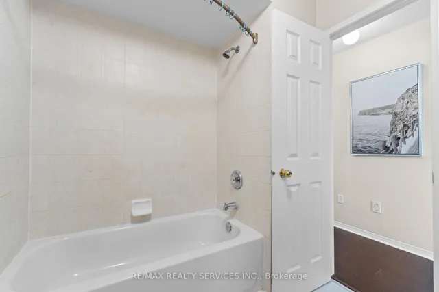 Additional image 36 of 8 Capistro St