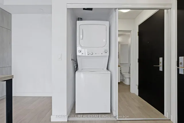 Additional image 20 of 8 Eglinton Ave Unit 4406