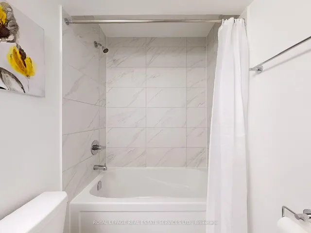 Additional image 25 of 3058 Sixth Line Unit 304