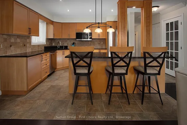 Additional image 12 of 293 Huck Cres