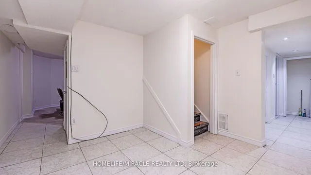 Additional image 33 of 74 Kingknoll Dr