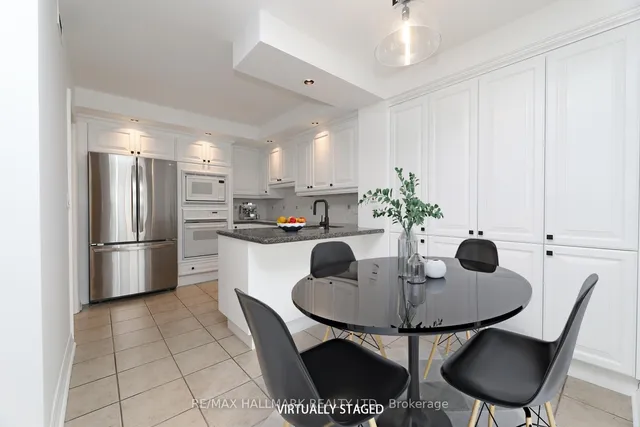 Additional image 22 of 2727 Yonge St Unit 609