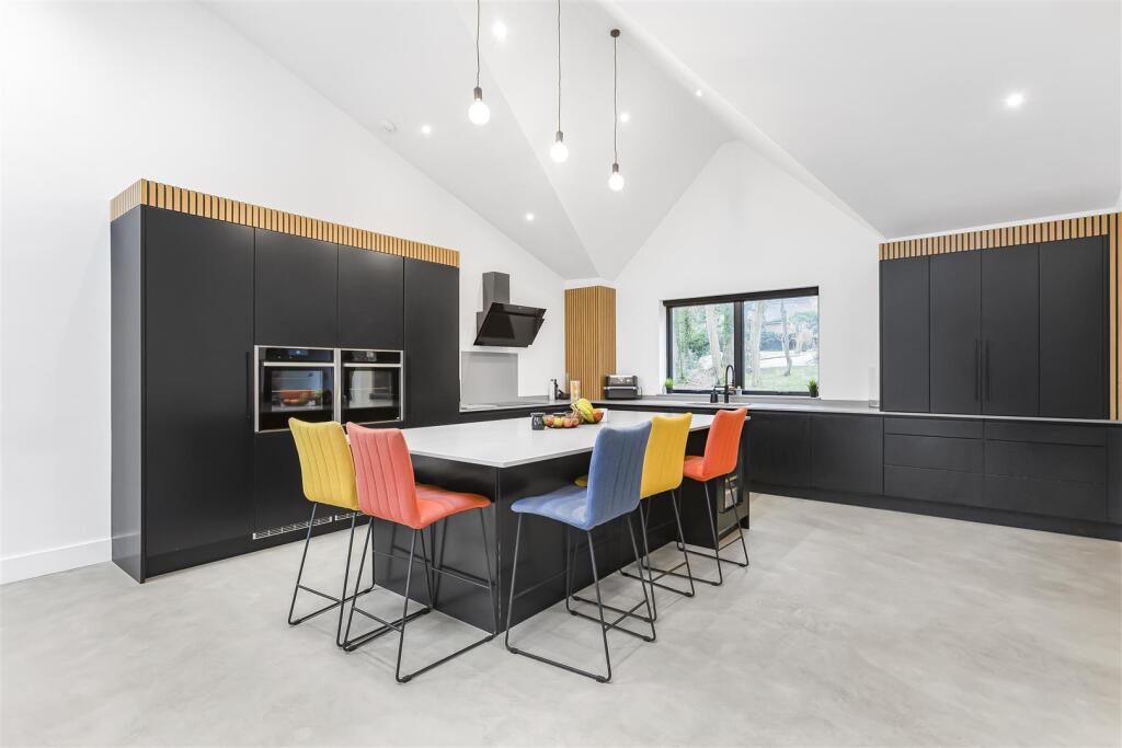 Additional image 15 of Firs Walk, Tewin