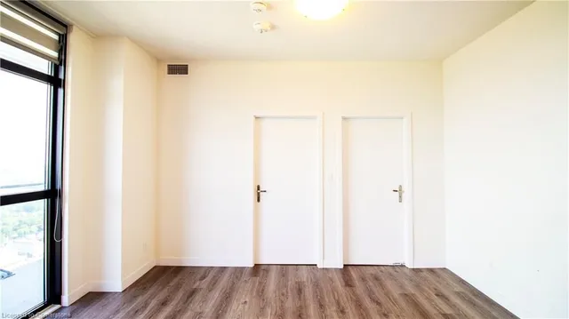 Additional image 15 of 60 Frederick St Unit 3414