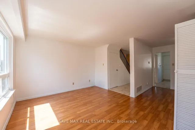 Additional image 8 of 62 Moregate Cres