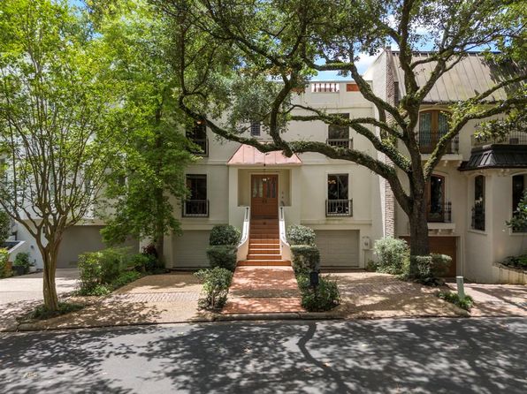 9 Farther Point, Houston, TX 77024