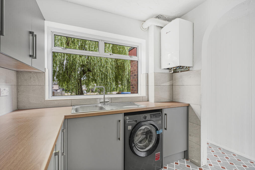 Additional image 5 of Travellers Lane, Hatfield, Hertfordshire, AL10