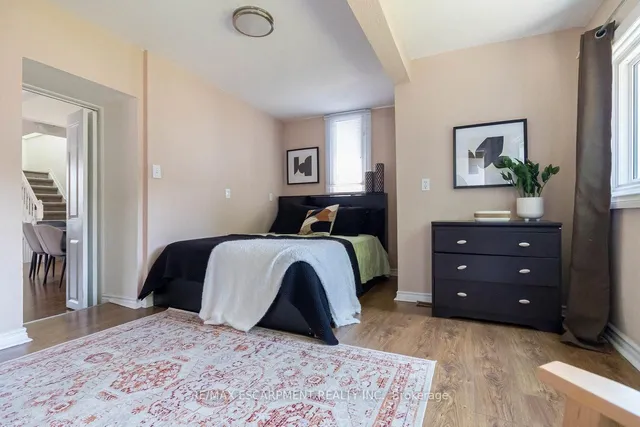 Additional image 27 of 99 Cathcart St