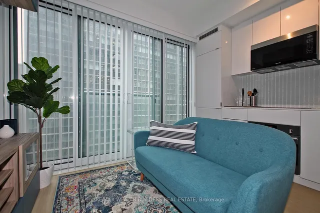 Additional image 9 of 7 Grenville St Unit 1108