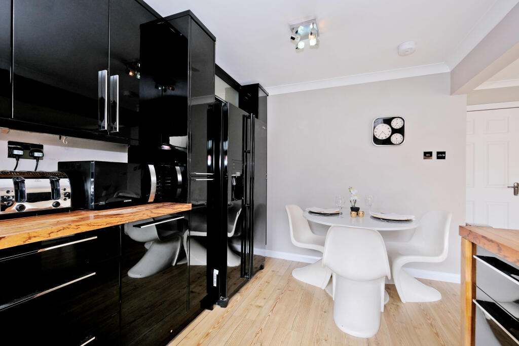 Additional image 19 of 45 Claremont Grove, Aberdeen, AB10