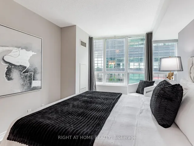 Additional image 19 of 23 Hollywood Ave Unit 510