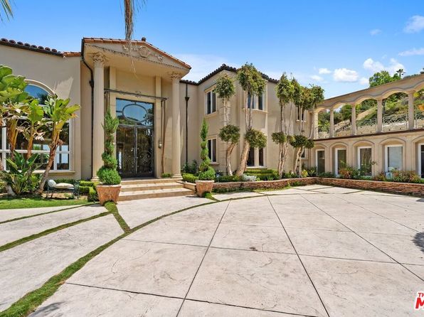 16980 Escalon Dr, Encino, CA 91436