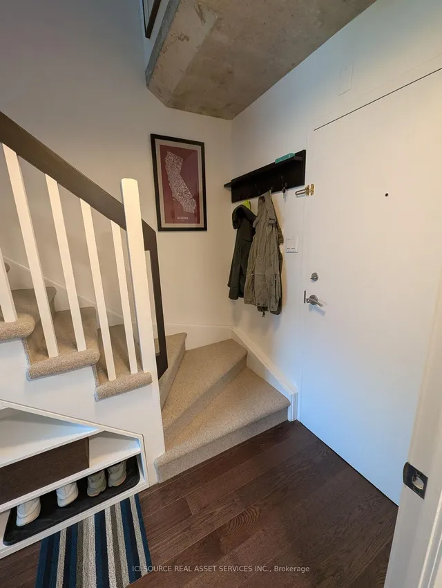 Additional image 4 of 954 King St Unit 319