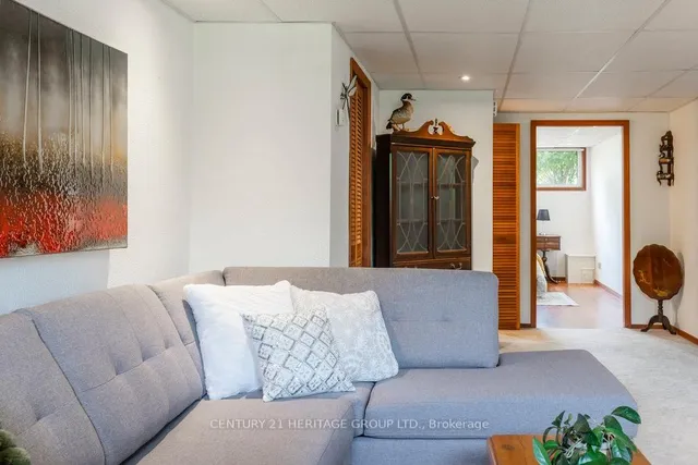 Additional image 33 of 57 Burfield Ave