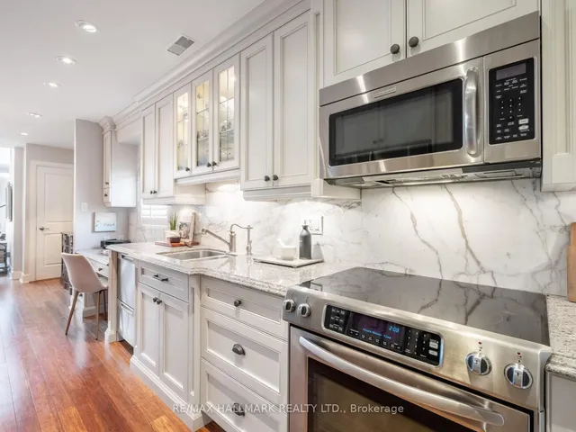 Additional image 14 of 2012 Queen St Unit 306