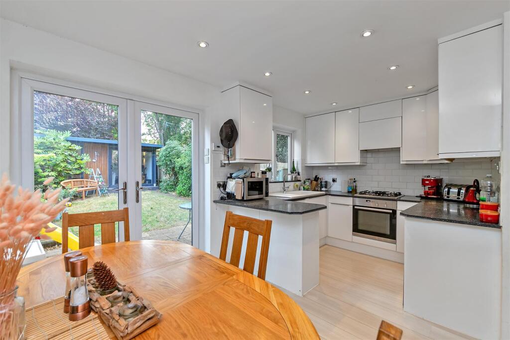 Additional image 3 of Greenbanks, St. Albans