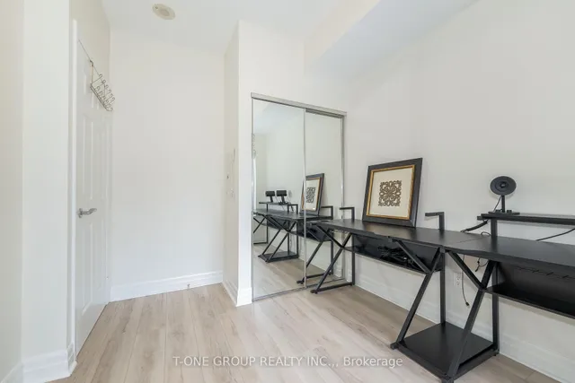 Additional image 31 of 35 Balmuto St Unit 1101