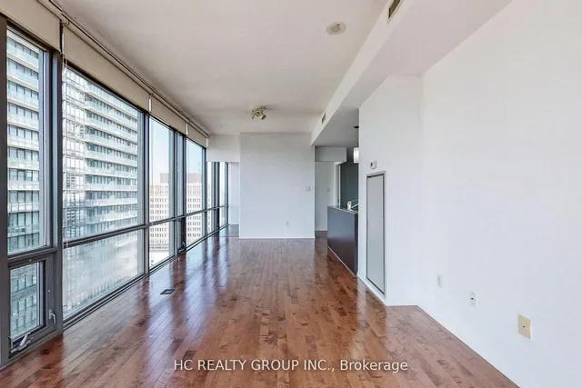 Additional image 10 of 38 Grenville St Unit 3303