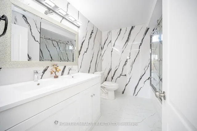 Additional image 27 of 3777 Woodruff Cres