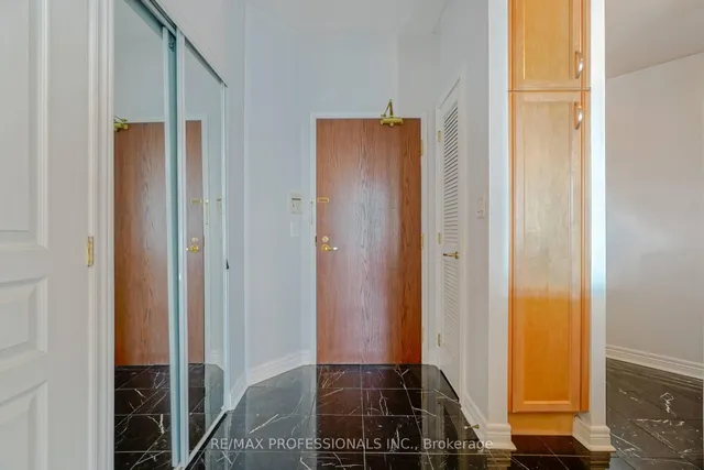 Additional image 5 of 100 Hayden St Unit 1107