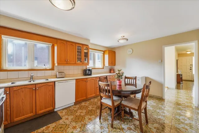 Additional image 14 of 25 Farrell Ave