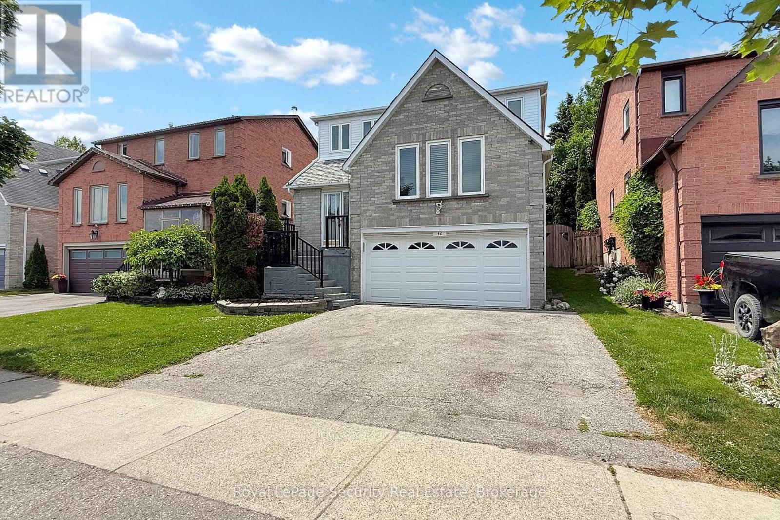 42 GARDINER DRIVE|Ajax (Central), Ontario L1S5Y3