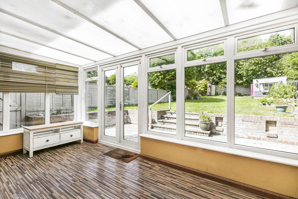 Additional image 11 of The Crescent, Welwyn, AL6