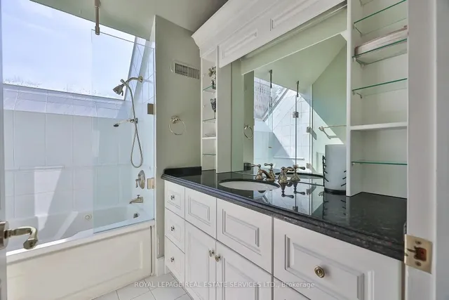 Additional image 29 of 29 Lonsdale Rd