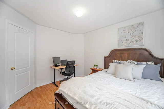 Additional image 27 of 20 Irene Cres