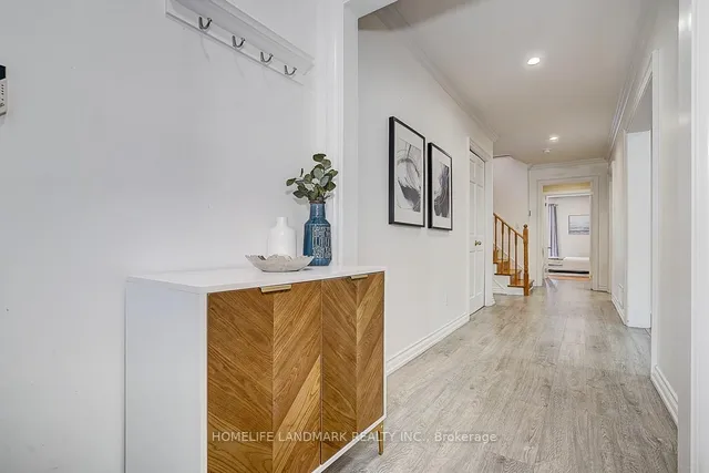 Additional image 11 of 89 Whitehorn Cres