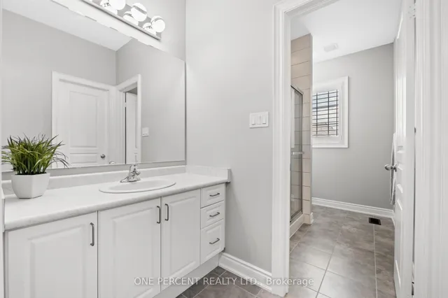 Additional image 37 of 107 Avanti Cres