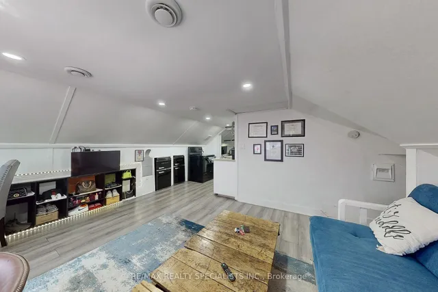 Additional image 7 of 8 Mill St