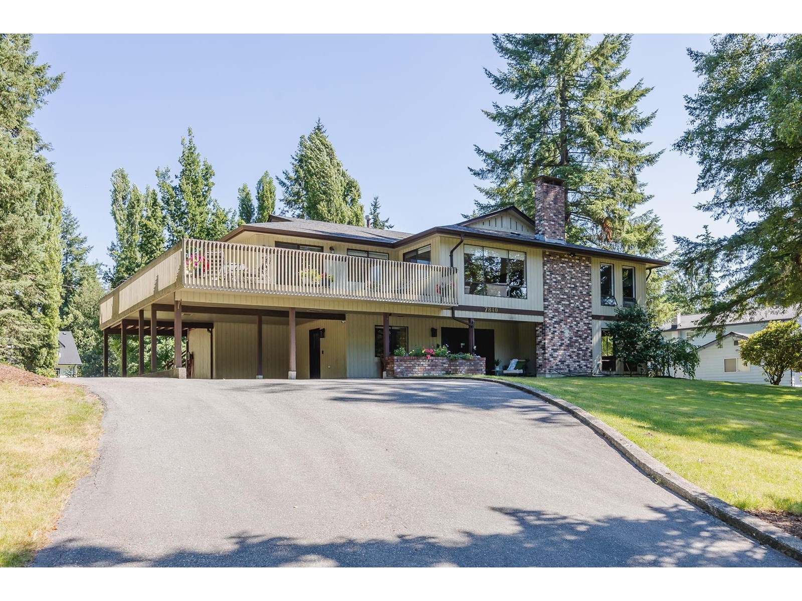 7840 227 CRESCENT|Langley, British Columbia V1M2J7