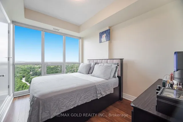 Additional image 9 of 100 John St Unit 2007