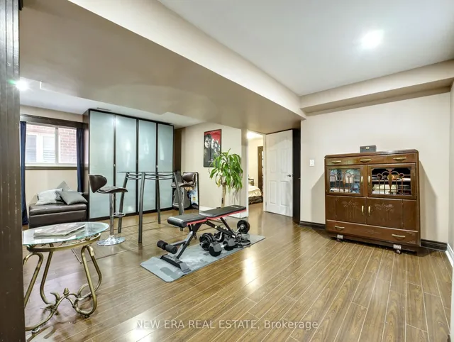 Additional image 29 of 607 Eaglewood Dr