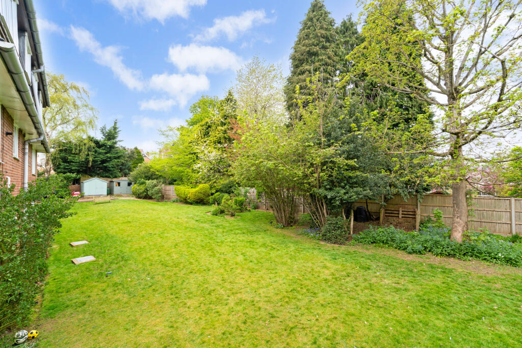 Additional image 7 of Douglas Road, Harpenden, AL5