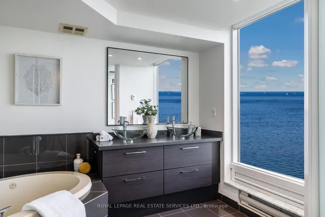 Additional image 16 of 1 Palace Pier Crt Unit 1203