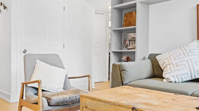 Additional image 14 of 22 Southport St Unit 433