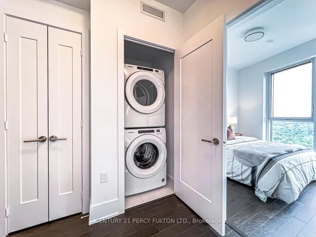 Additional image 11 of 585 Bloor St Unit 3415