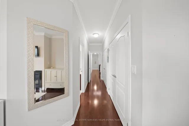 Additional image 21 of 15 Watt Ave