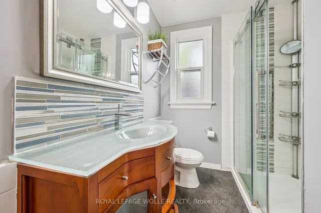 Additional image 15 of 854 Guelph St