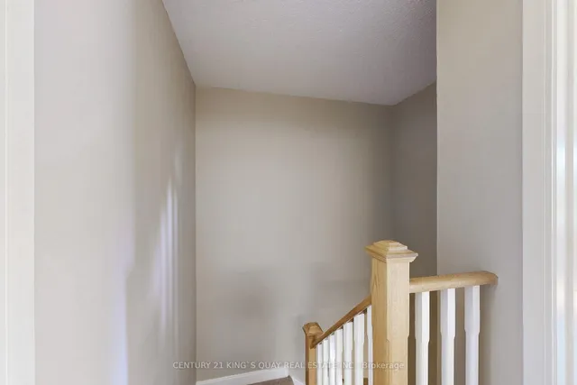 Additional image 29 of 315 Village Green Sq Unit 50